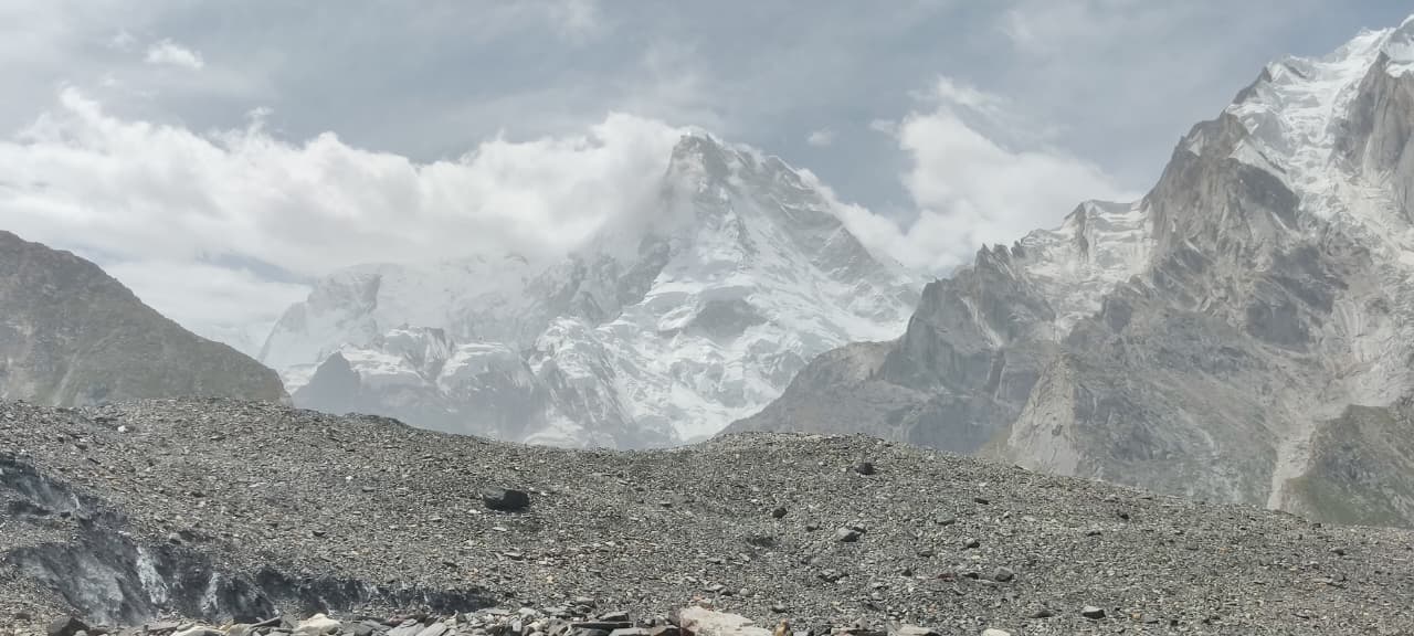 broad peak